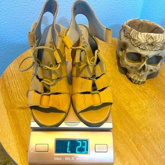 HINGE Drea Open Toe Leather Sandal, Size 5.5 - Picture 11 of 11